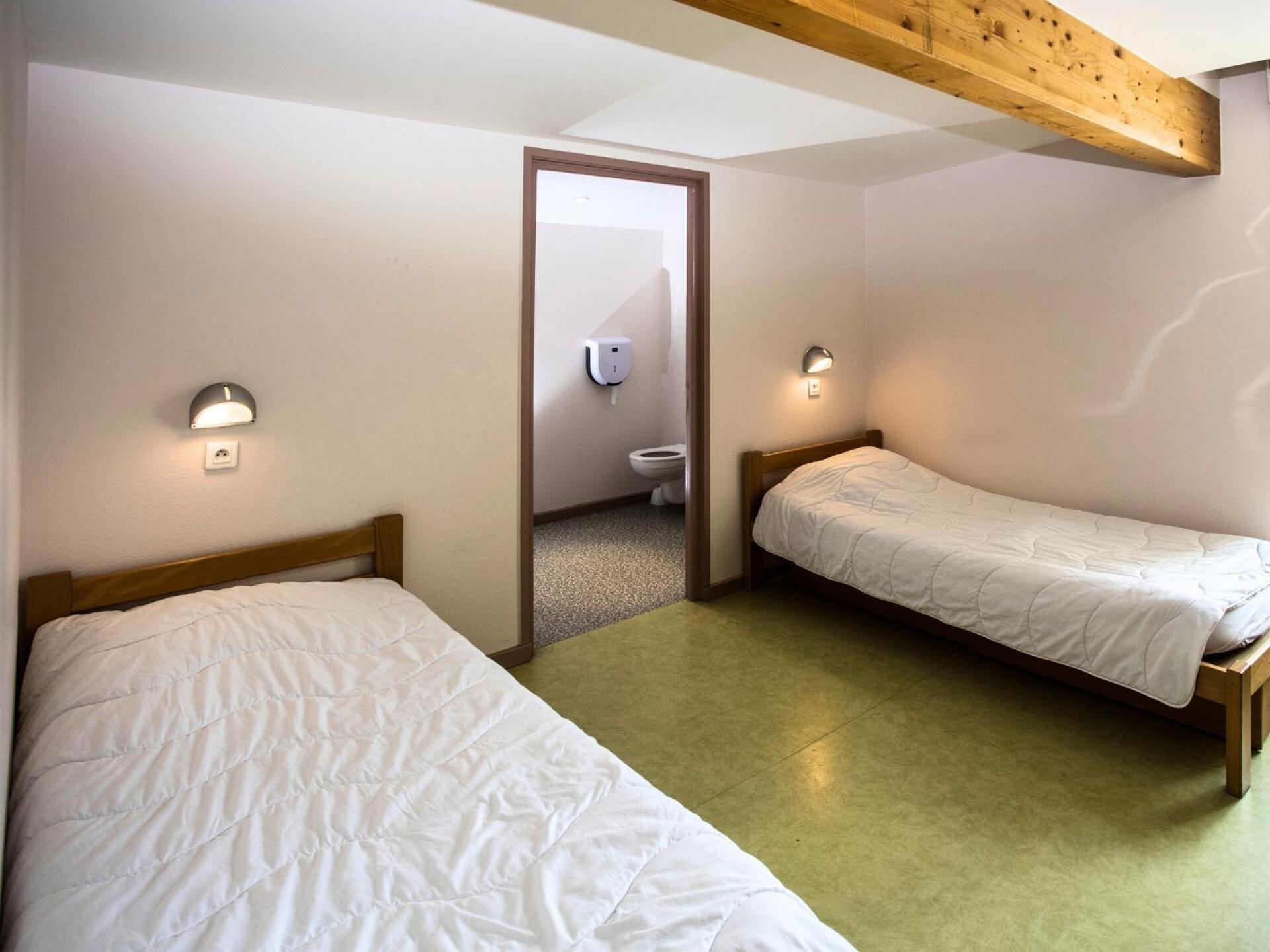 Auberge De Jeunesse Hi Pontarlier Exterior foto